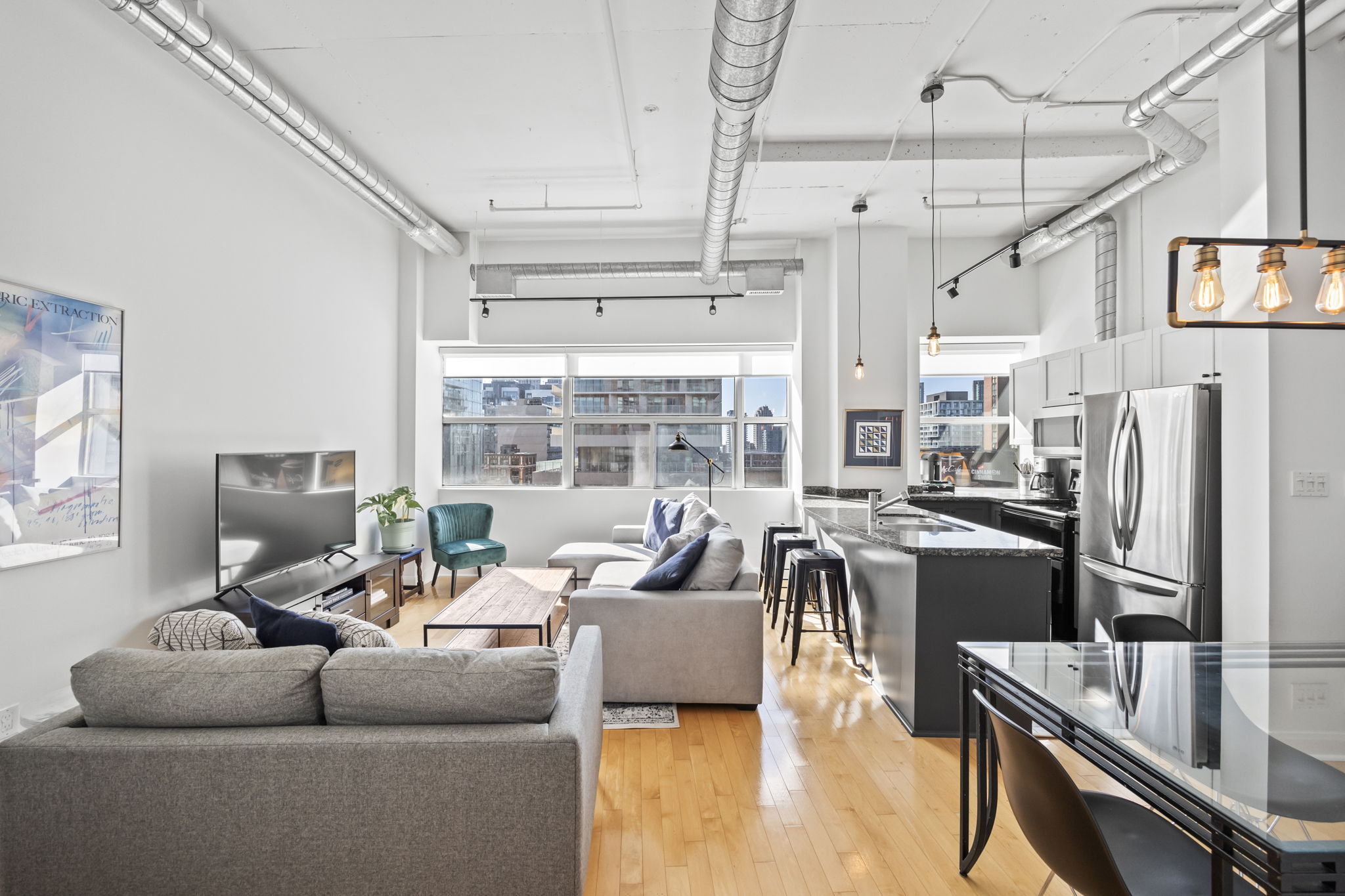 700 King St W #514 | Listed by Batori Group